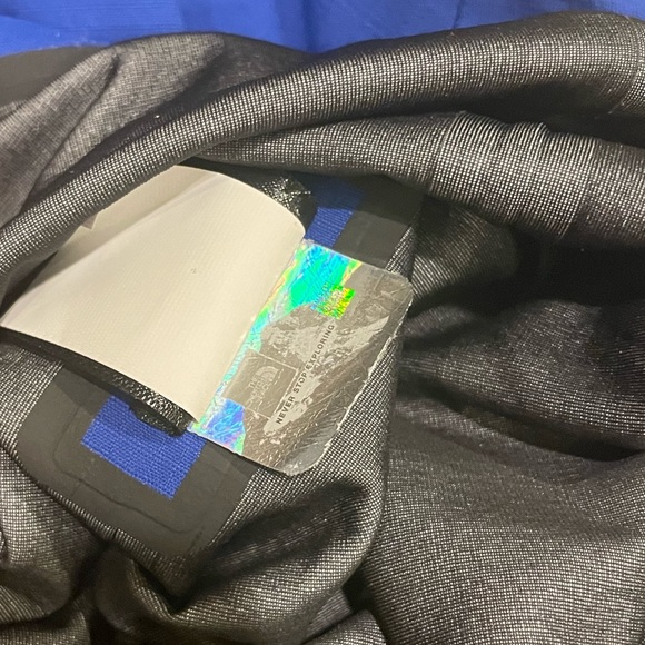 The North Face Men’s Black Series Mountain Light Futurelight Coat - Picture 13 of 13